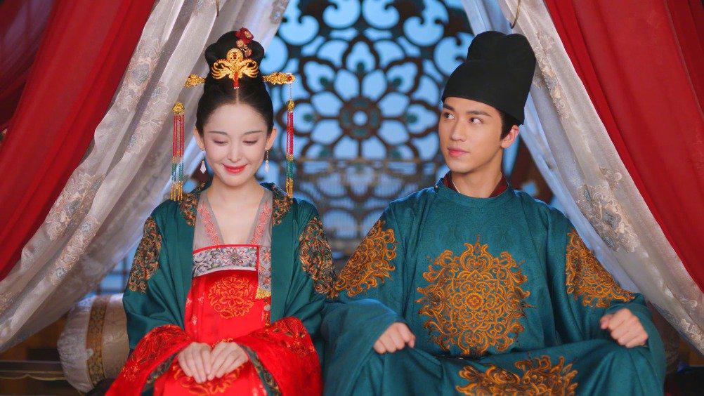 00:00 02:19 02:19 为您推荐: 终于在一起啦,风起霓裳结局 ,琉璃裴行