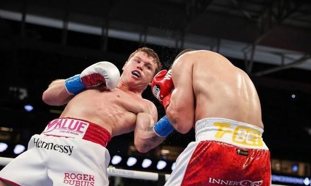 阿瓦雷兹比赛酬金被透露,伊尔迪里姆此役获得250万美元出场费!|阿瓦雷