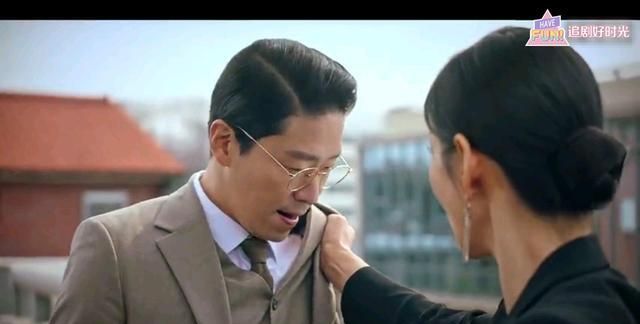 顶楼2夏博士真的是让人无语那么维护露娜对得起恩星吗