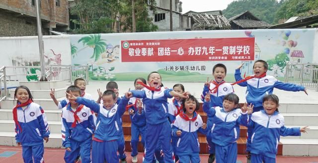 “穷学生”上学藏不住,不想孩子被差别对待,家长要从自身找原因休闲区蓝鸢梦想 - Www.slyday.coM