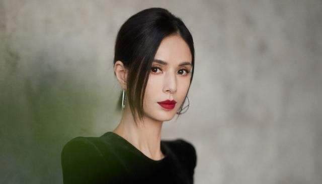 吐槽大会一出好戏李若彤邀请易立竞聊富翁的故事