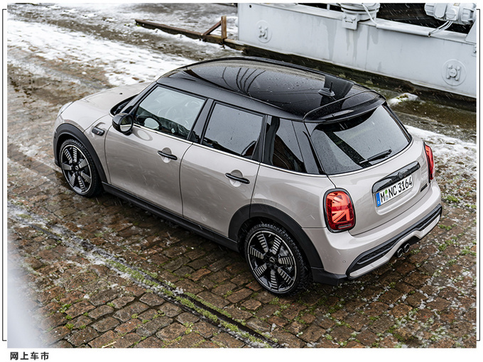 新款mini五门版,4月上市,外观内饰更时尚-新浪汽车