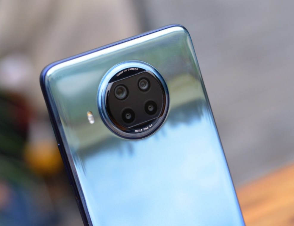 仅1999元8gb256gb一亿像素四摄5g中档热销手机迎来强敌