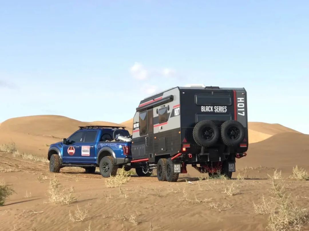 black series-hq17越野拖挂房车 来自澳洲的一匹黑马