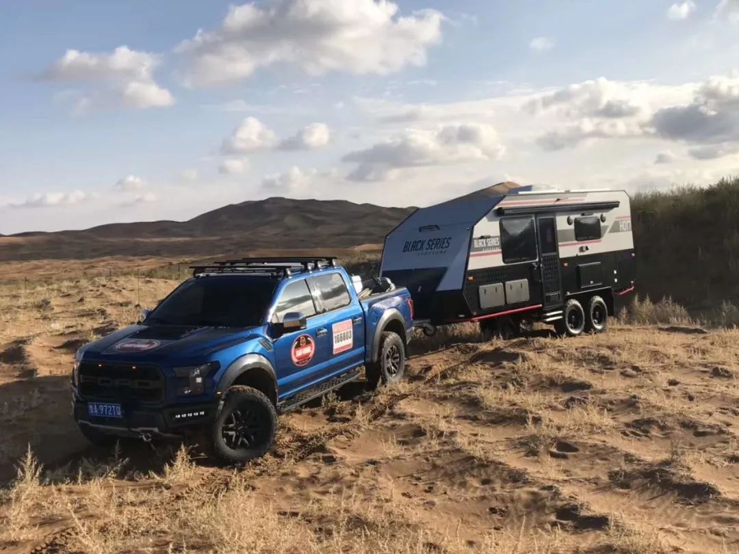 black series-hq17越野拖挂房车 来自澳洲的一匹黑马