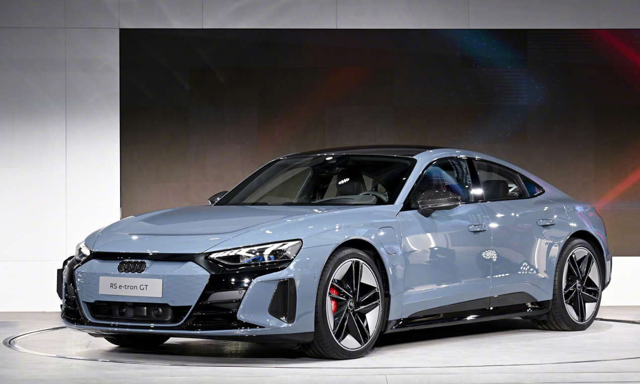 新车速递丨来自未来的跑车 奥迪rs e-tron gt国内首秀