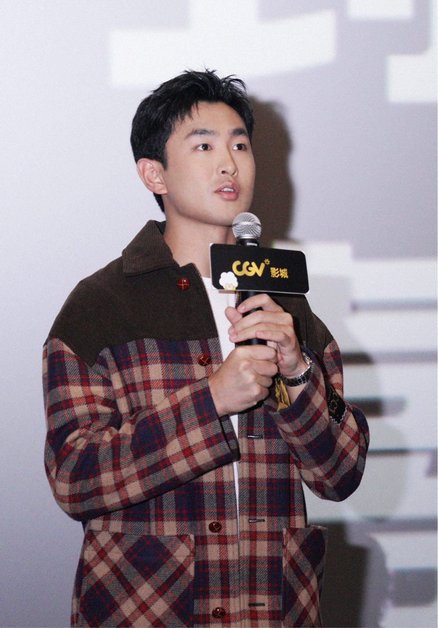 王彦霖大方承认恋情和女方是大学同学最惨的是李一桐吧