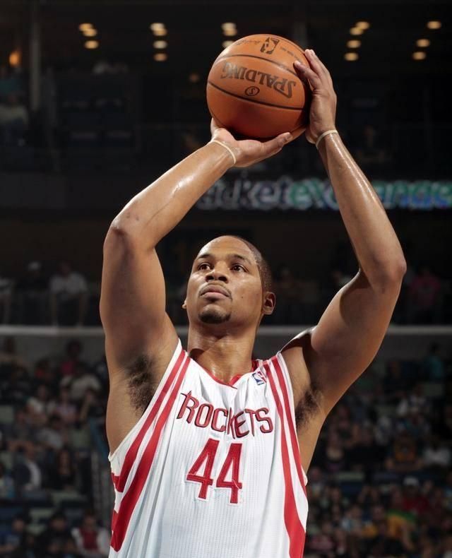 海耶斯|中锋|魔兽_新浪新闻