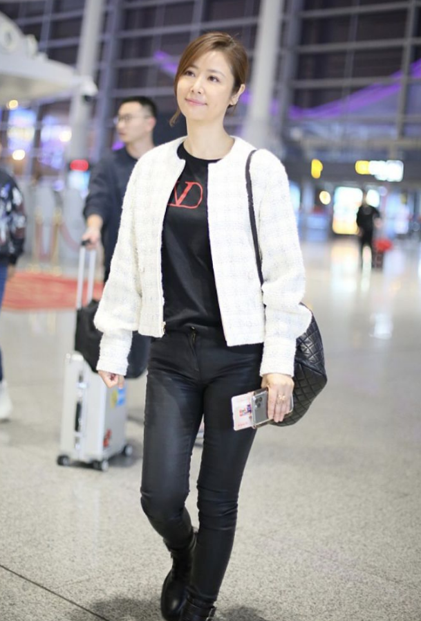 林心如还让不让女生活45岁学00后穿无痕裤秀电棒腿惹人羡