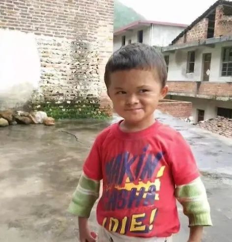 那个一夜爆红的农村小孩现在怎么样了