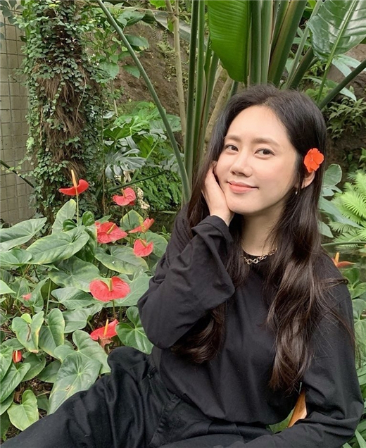 秋瓷炫通过sns公开近况 笑容暖心美丽依旧