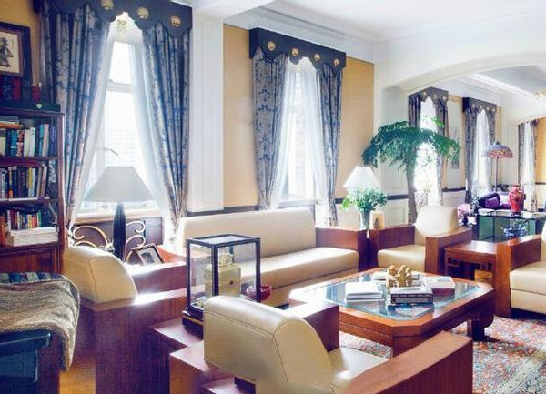 晒晒金星在上海的豪宅特意在天台摆放大床日子过得比名媛还好