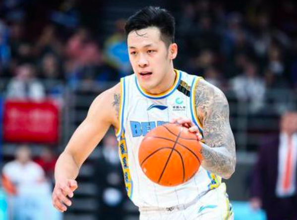 雅尼斯归来,一毒瘤后卫终被弃用!全场时间挂0,球迷期待其离队休闲区蓝鸢梦想 - Www.slyday.coM 雅尼斯归来,一毒瘤后卫终被弃用!全场时间挂0,球迷期待其离队休闲区蓝鸢梦想 - Www.slyday.coM