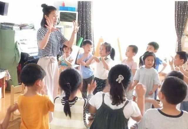 孩子幼儿园拉肚子,老师嫌弃扔掉脏内裤,学生家长却要求赔偿一万休闲区蓝鸢梦想 - Www.slyday.coM