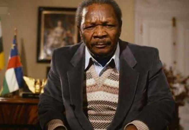 为做皇妃18岁的中国女孩嫁47岁的非洲皇帝后来怎么样了