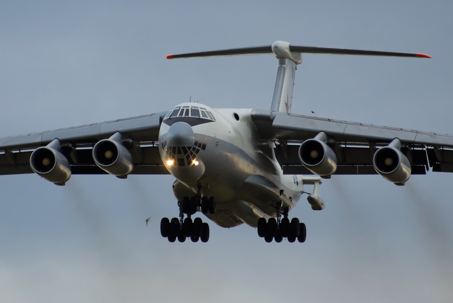 经典的飞机家族造就大国重器,伊尔-78是性能强悍的空中加油机!