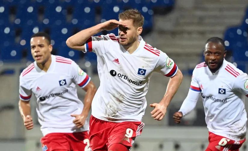 汉堡重返德甲?33岁神锋23场狂造22球,134年劲旅待升级