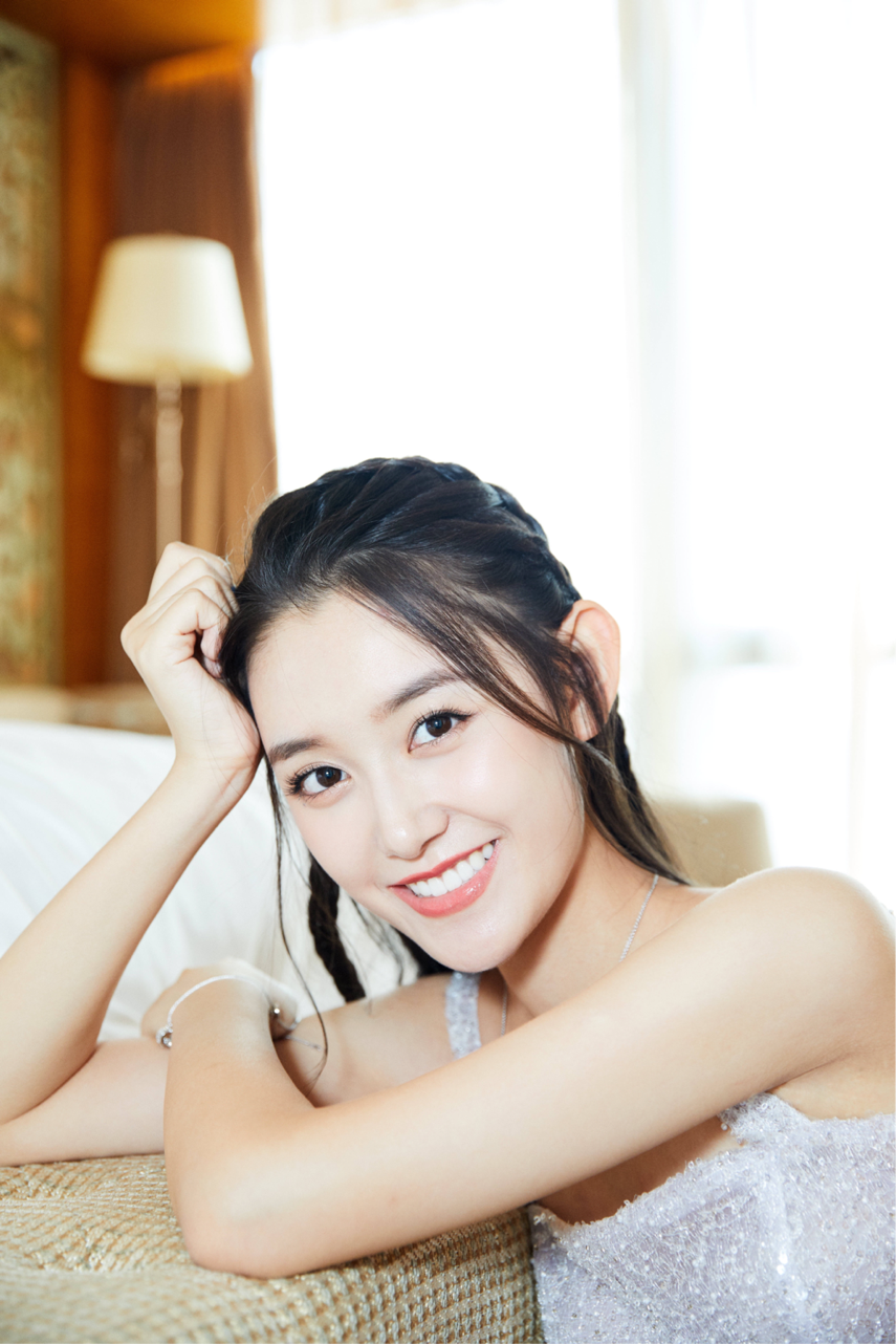 蒋依依出演赘婿被关注角色人设受争议但演技是真的好