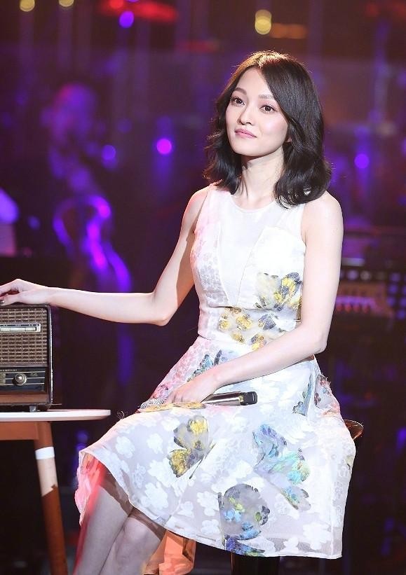 亲人背叛朋友截胡张韶涵淋雨一直走翅膀依在飞得更高