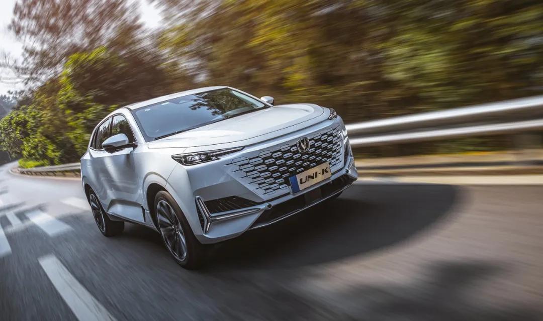 unik预售长安又一台爆款suv上路