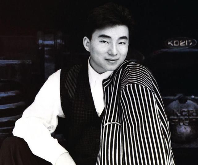 这位年轻人名叫吕方,参加比赛时正在读初中,家境贫寒的他来参加比赛就