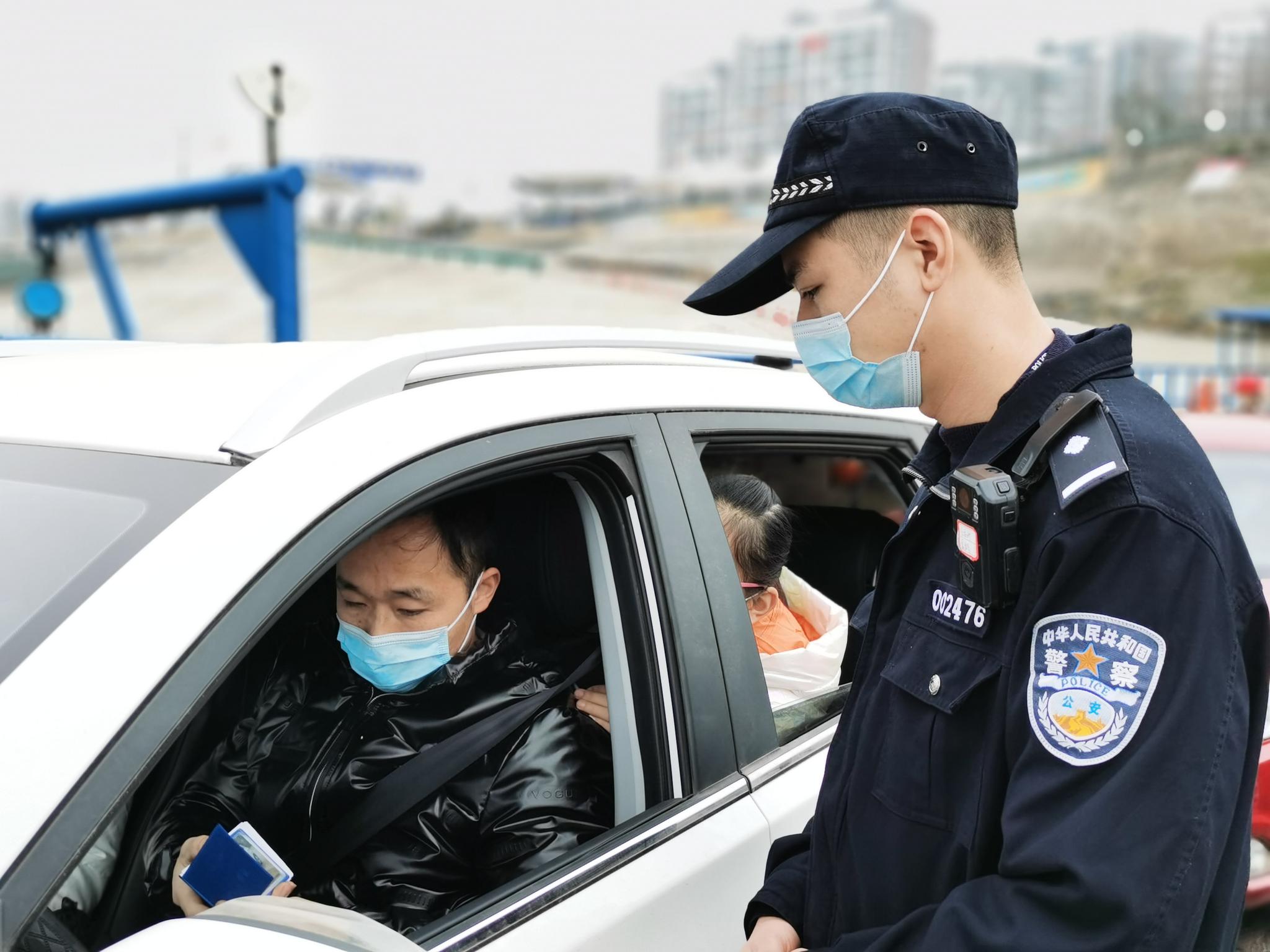 春节我在岗一群青年民警的坚守