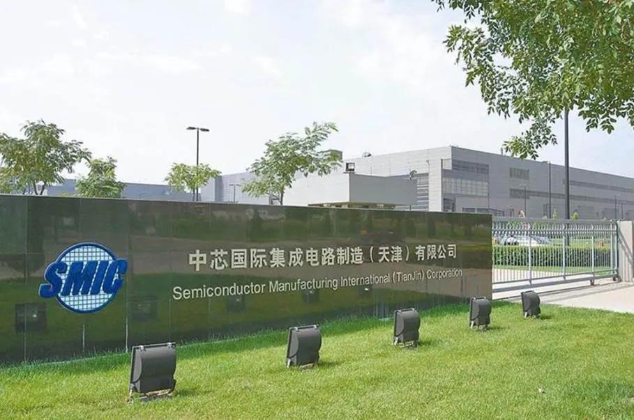 据悉,asml的euv光刻机主力出货型号3400b,价格约为1.