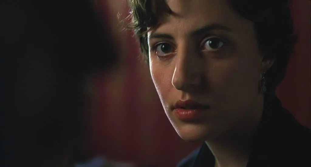 同时今年演员奖评出的最佳主角和配角由女演员们包揽,玛伦·艾格特和