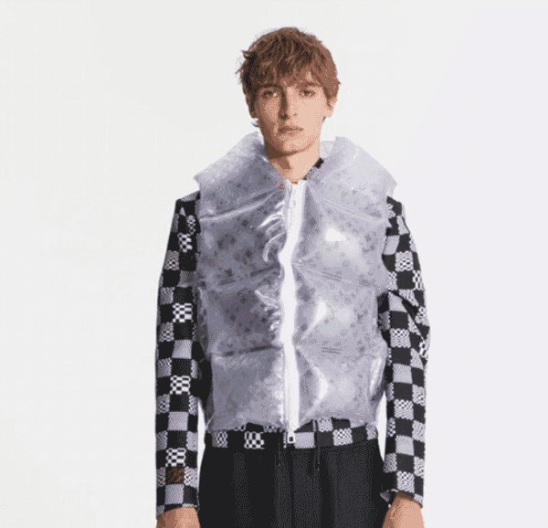 还没从"lv的空气马甲"缓过神来一不小心就被"群嘲"上热搜奢侈品大牌