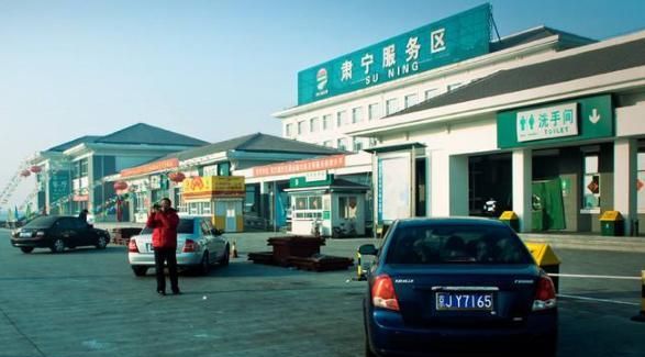 跑高速"逢三必进"是啥意思?老司机都懂,不知道的互相转告