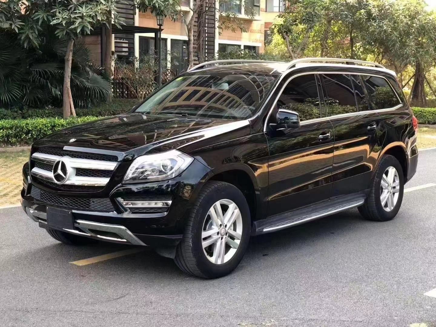 16年奔驰gl400售价31万,豪迈的气质,卓越的性能