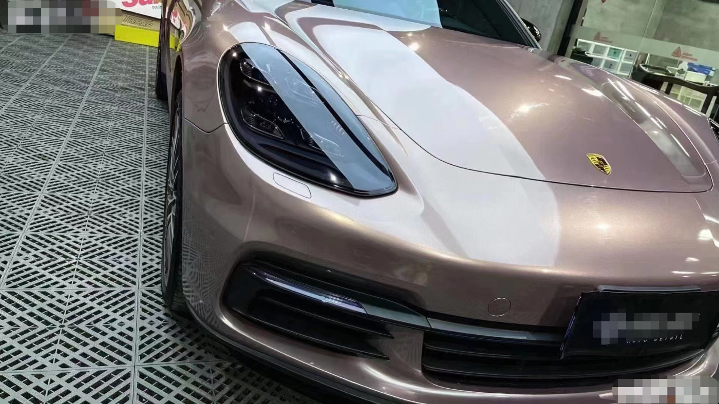 保时捷panamera4s改色冰莓粉真的甜美与高冷相遇的效果