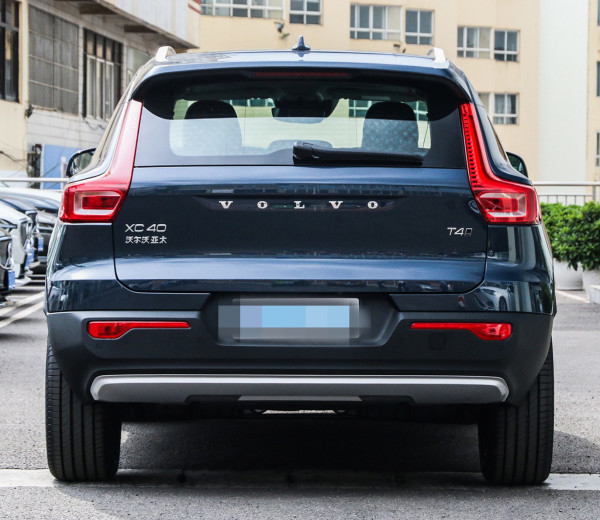 实拍沃尔沃xc402588万带回家到底怎么样