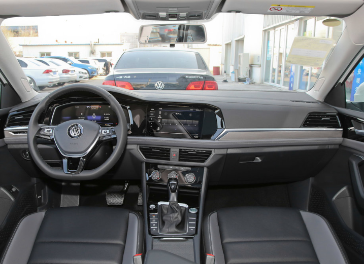 小伙花13万买大众速腾,开了2个月,忍不住吐槽:有点寒心!