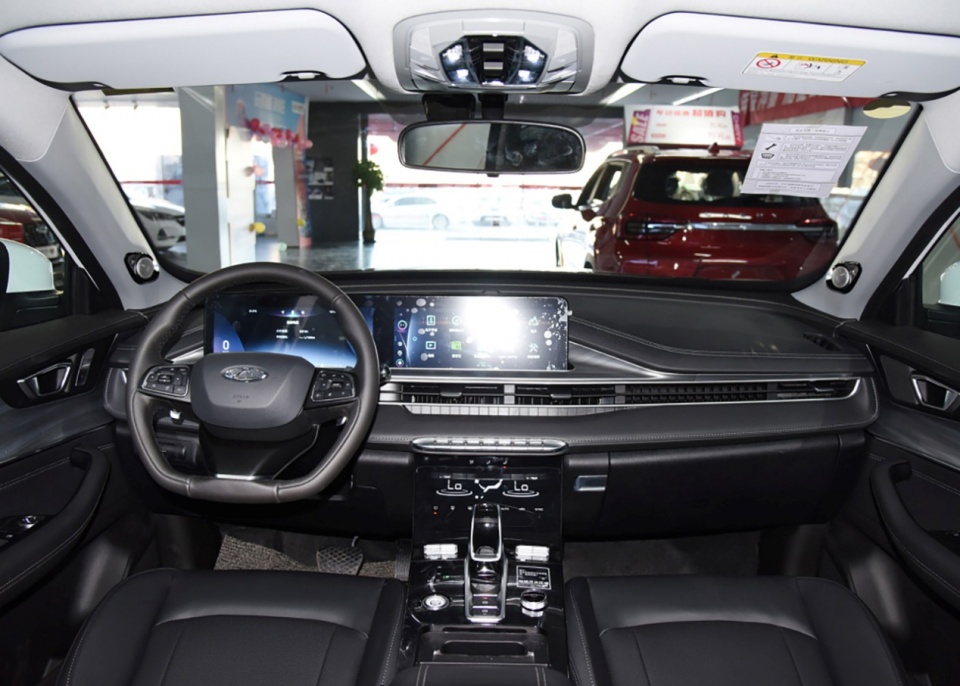 加了轻混价格微微上扬瑞虎8plus轻混版需要1299万