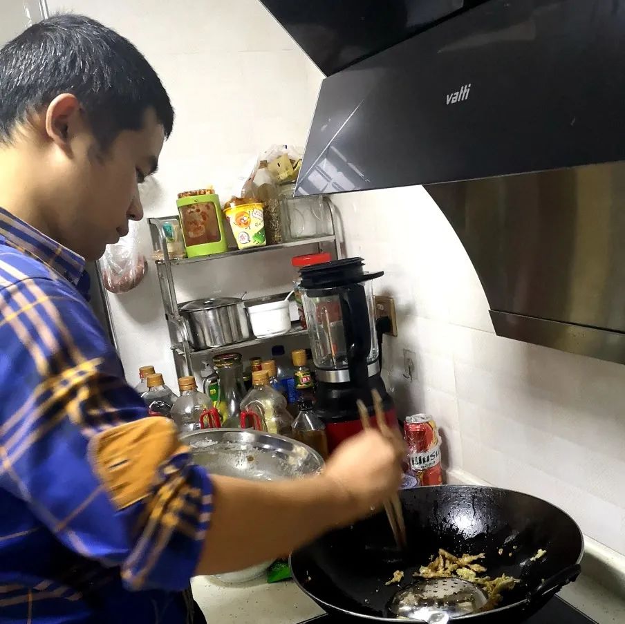 今天妇女节,乐山纪检“直男”花样表白休闲区蓝鸢梦想 - Www.slyday.coM 今天妇女节,乐山纪检“直男”花样表白休闲区蓝鸢梦想 - Www.slyday.coM