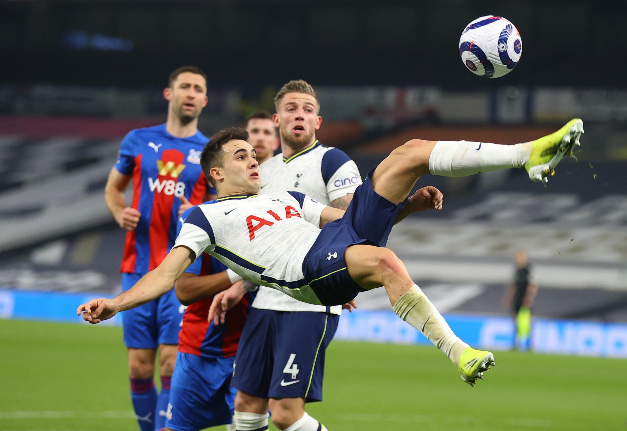 足球——英超:热刺胜水晶宫