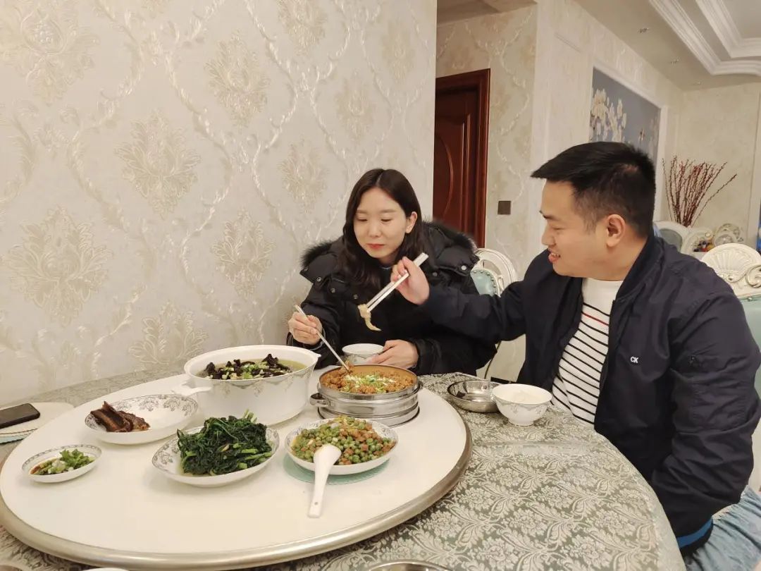 今天妇女节,乐山纪检“直男”花样表白休闲区蓝鸢梦想 - Www.slyday.coM 今天妇女节,乐山纪检“直男”花样表白休闲区蓝鸢梦想 - Www.slyday.coM