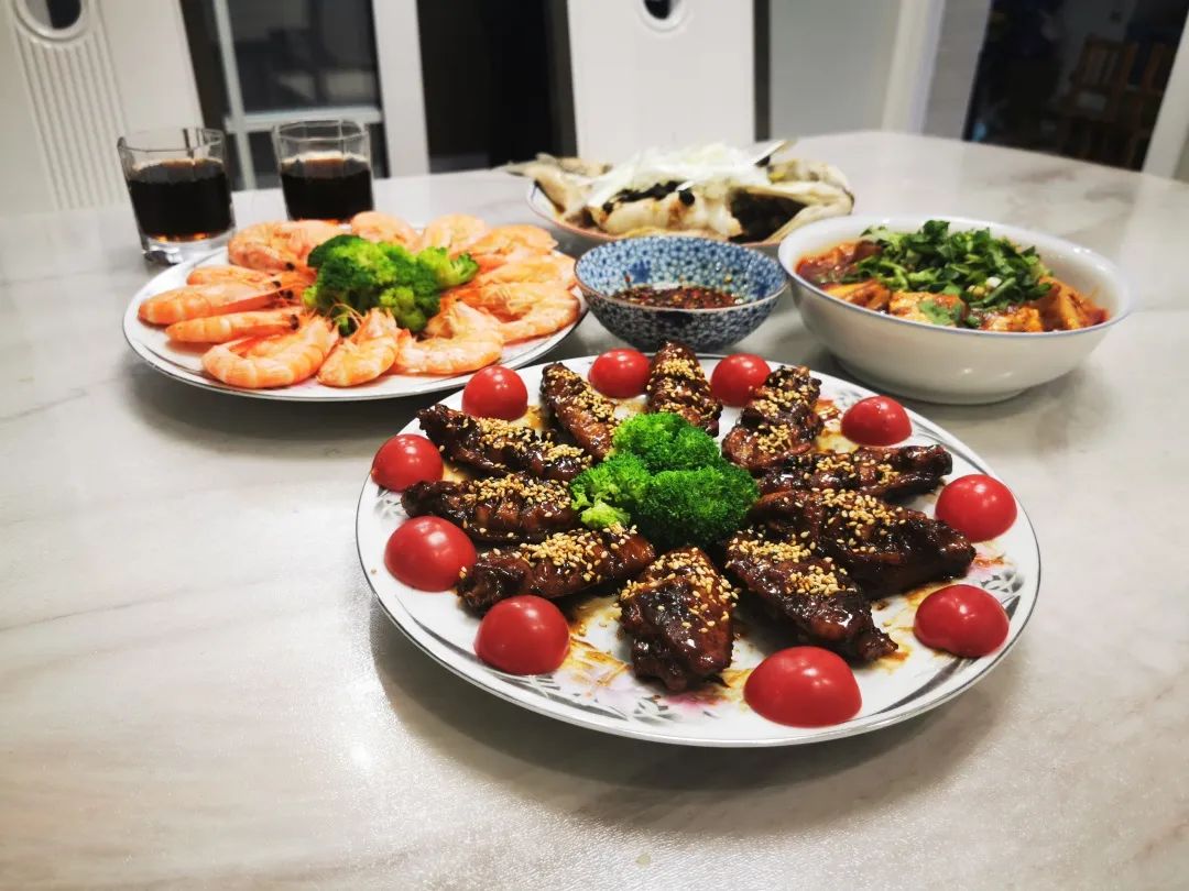 今天妇女节,乐山纪检“直男”花样表白休闲区蓝鸢梦想 - Www.slyday.coM 今天妇女节,乐山纪检“直男”花样表白休闲区蓝鸢梦想 - Www.slyday.coM