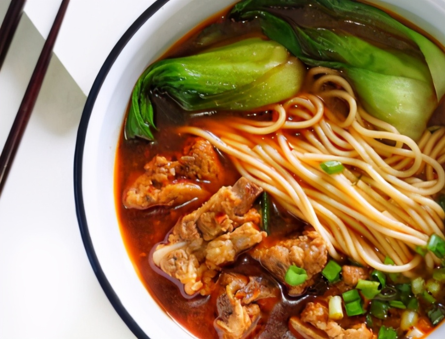 早餐孩子迷上吃这碗面有荤有素营养均衡美味健康还长身体