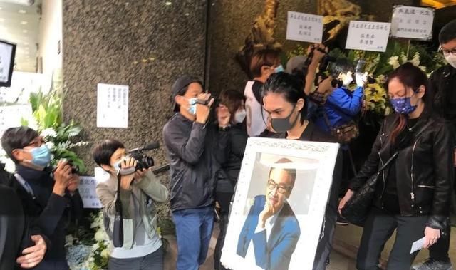 吴孟达出殡不举行扶灵仪式真实原因弟弟吴利达在采访时早已回答