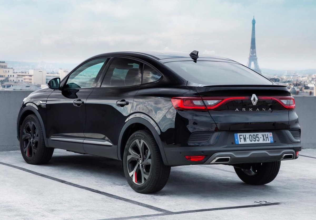 全新雷诺arkana来袭时尚潮流的造型设计你心动了吗