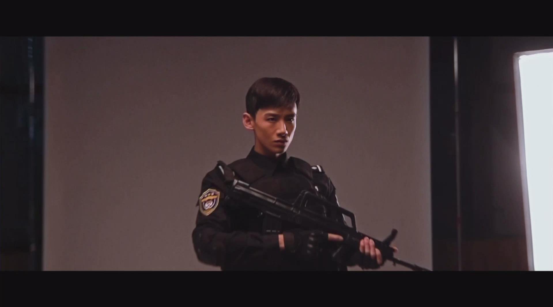 首次挑战特警角色邢克垒直言很"爽"