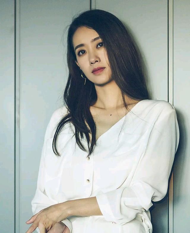 张小雯爆红前后看了令人深思