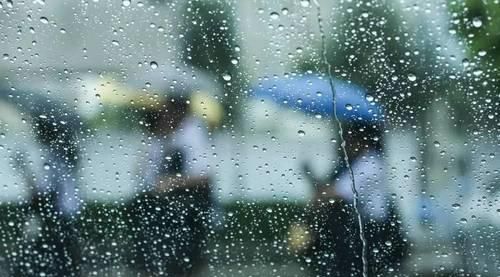 连阴雨下个不停,怎样才能去潮除湿?