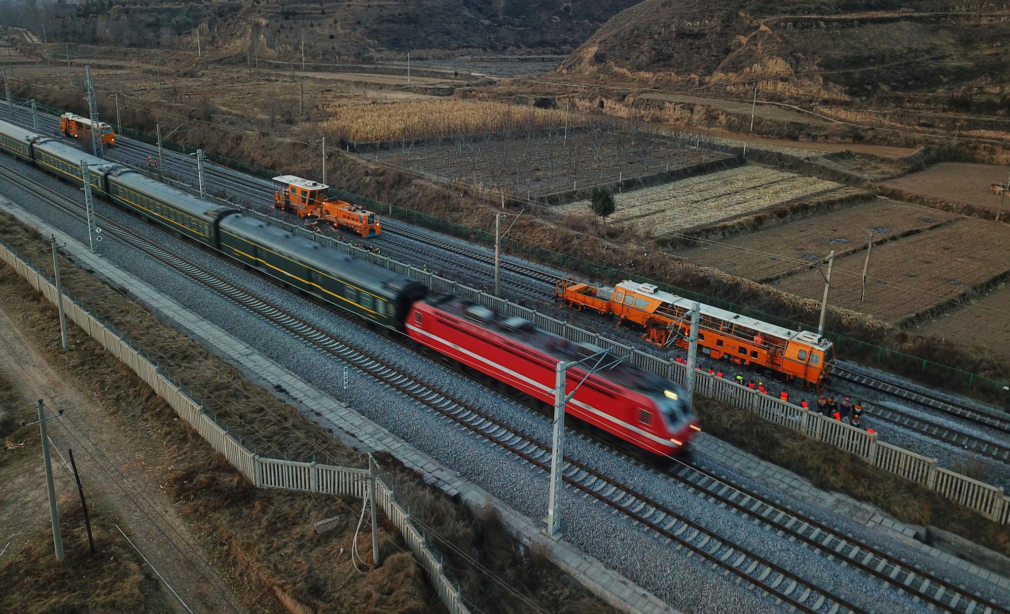 甘肃:陇海铁路"体检"拉开序幕