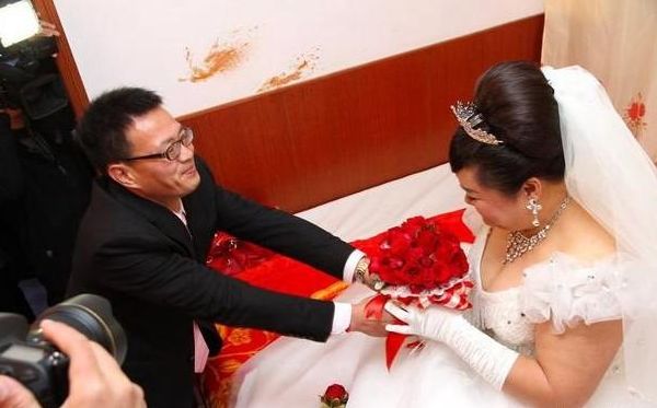 唐功红|面色|举重_新浪新闻