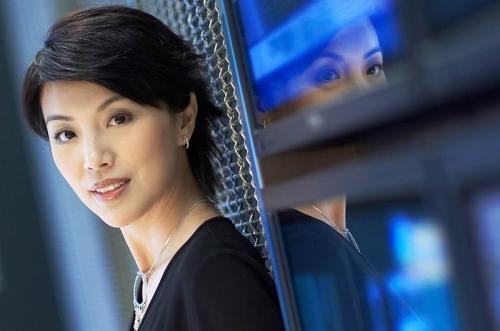 遭好友插刀被迫离开tvb,父亲又患肝癌而离世,陈芷菁人生太坎坷