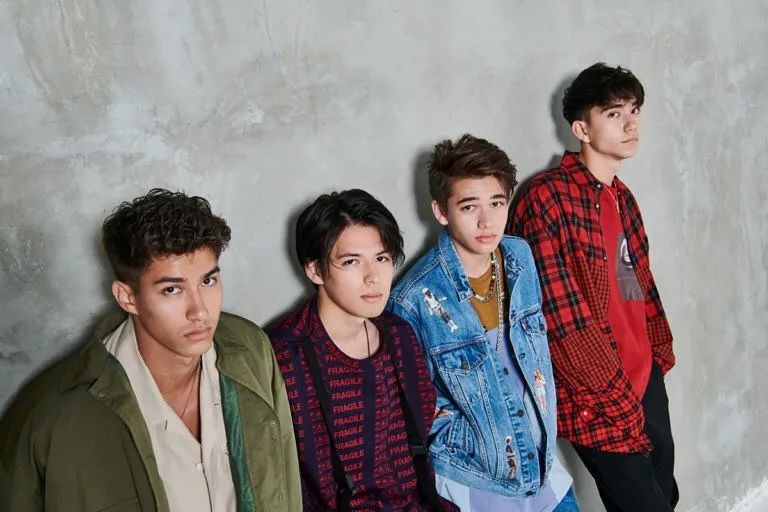 和阳光沙滩一样美好的男孩:米卡!