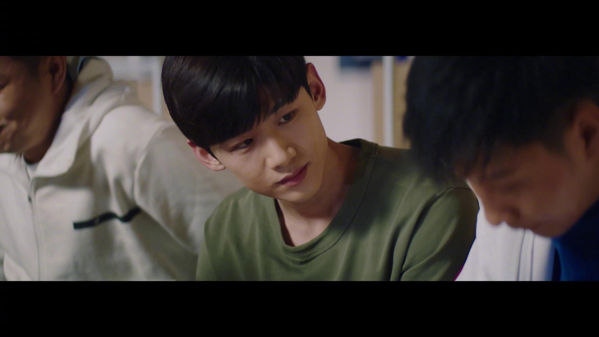 《荣耀乒乓》想不到国家队食堂也有变形大型追星现场的一天!